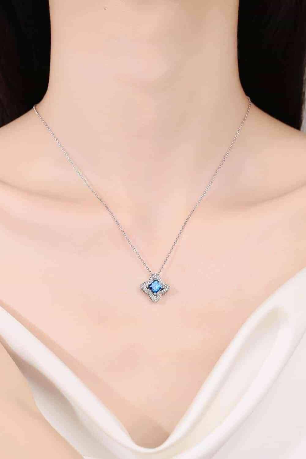 1 Carat Moissanite Floral Pendant Necklace - Clothes For Her Online Store