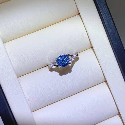 1 Carat Moissanite Crisscross 925 Sterling Silver Ring - Clothes For Her Online Store