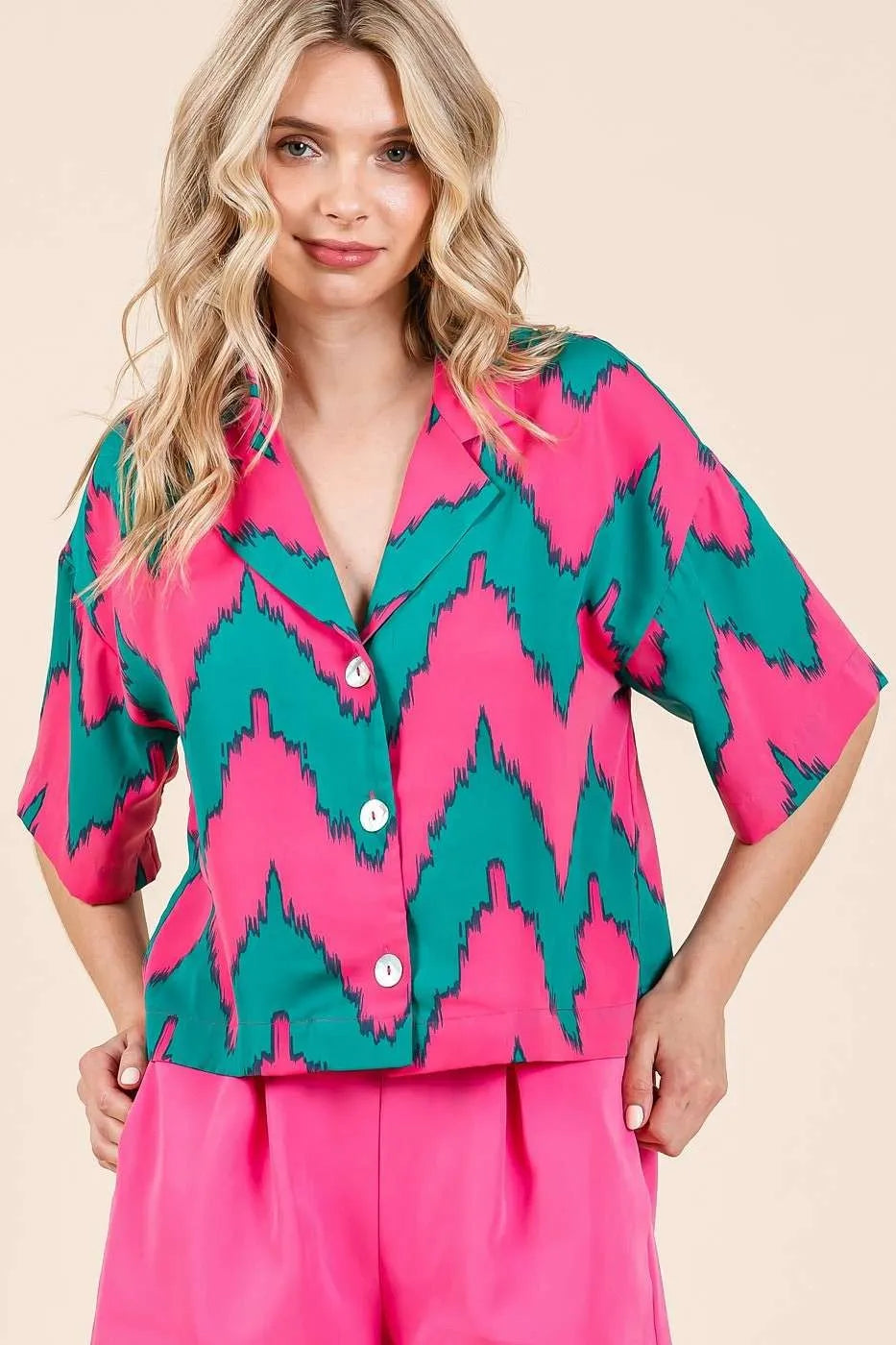 Mittoshop Chevron Print Short Sleeve Crop Shirt