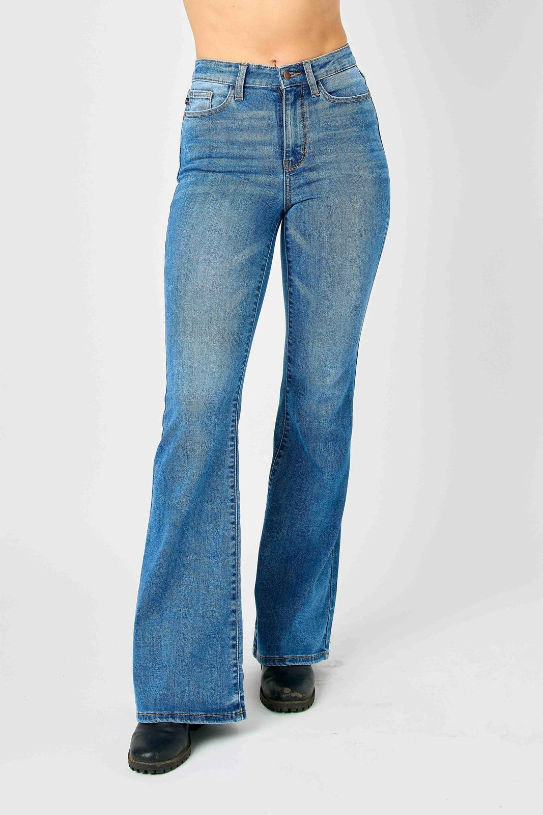 Women Jeans US Designer Brands - Judy Blue, Risen, and More - Clothes For Her Online Store