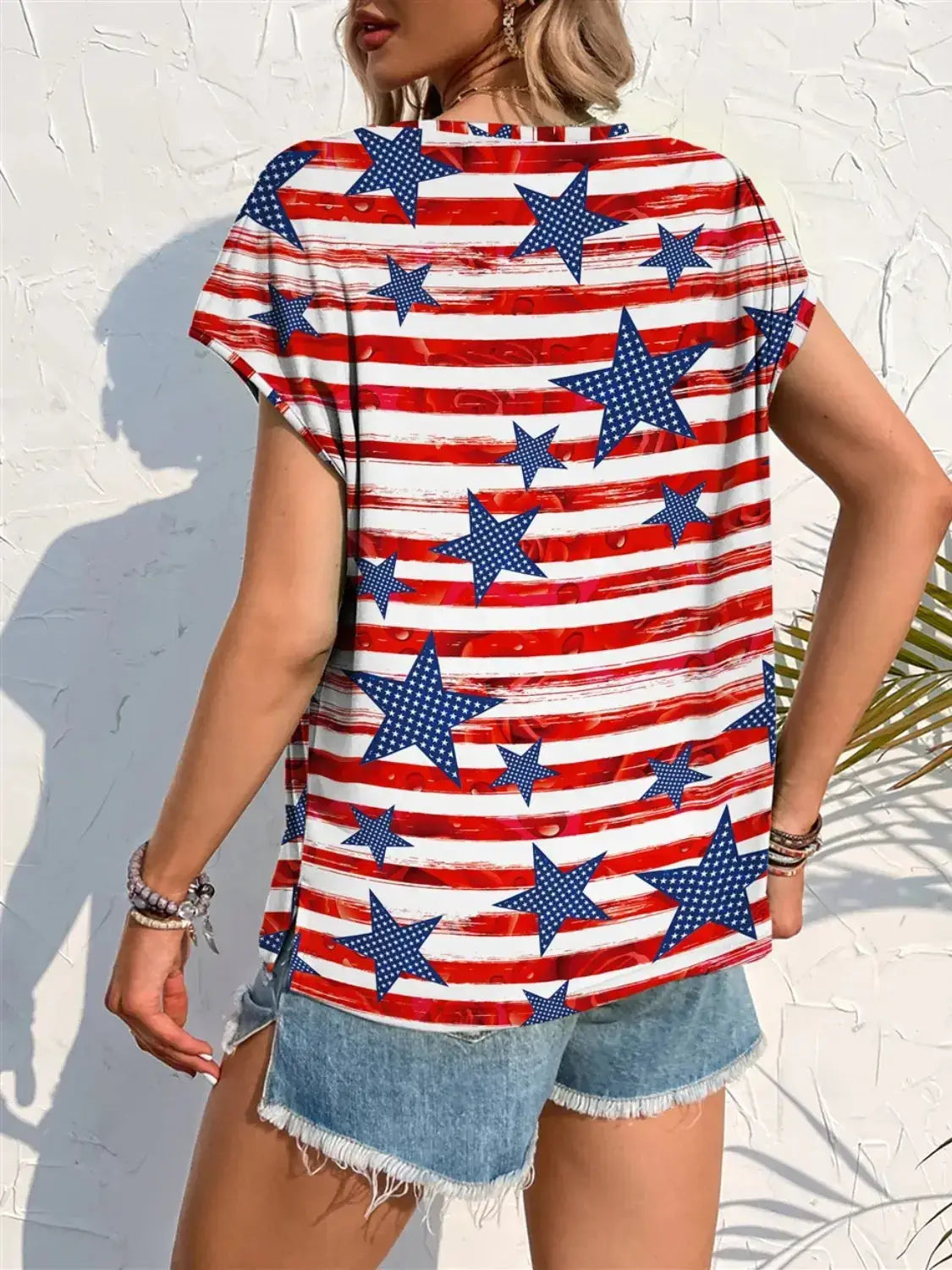 Printed Round Neck Short Sleeve T-Shirt - Clothes For Her Online Store