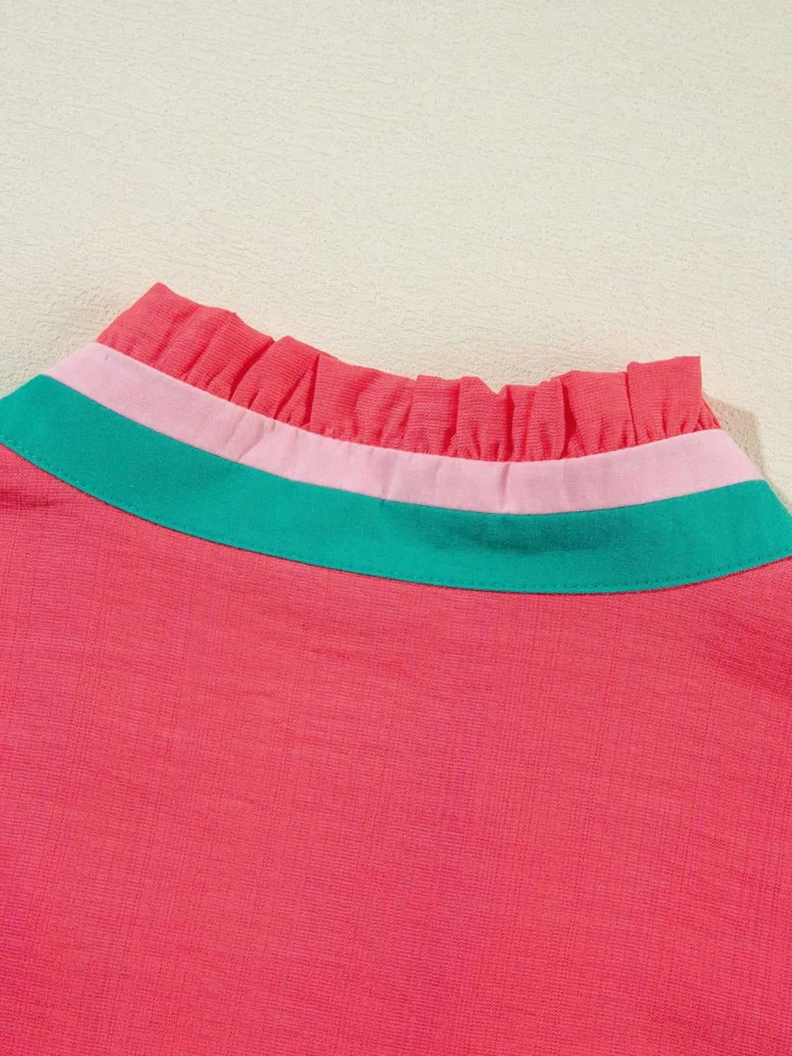 Carrot Colorful Trim V Neck Short Sleeve Blouse