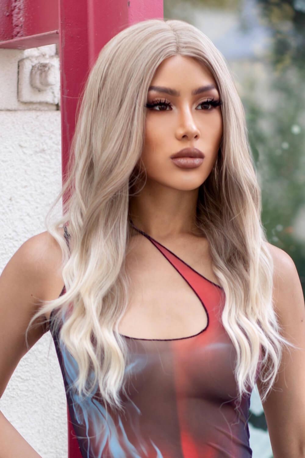 13*2" Lace Front Wigs Synthetic Long Wave 24" 150% Density in Medium Blonde Highlights - Clothes For Her Online Store
