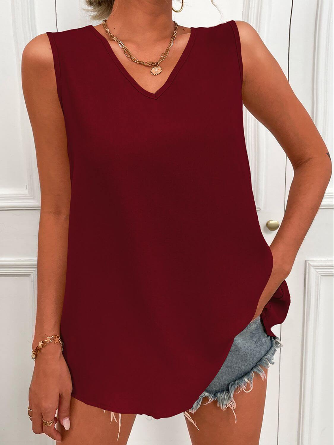 V-Neck Curved Hem Tunic Tank - Clothes For Her Online Store