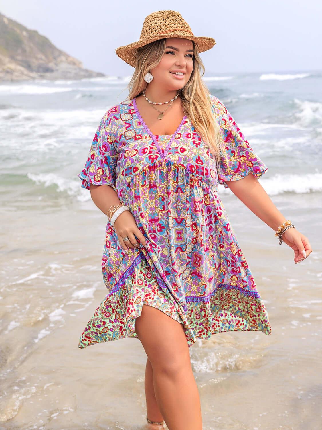 Plus Size Lace Detail Printed Half Sleeve Dress