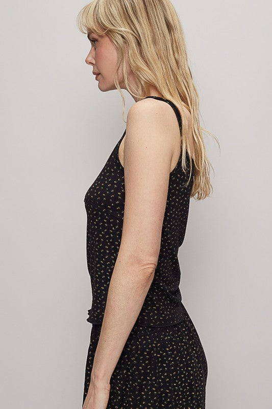 POL Floral Scoop Neck Adjustable Strap Cami - Clothes For Her Online Store