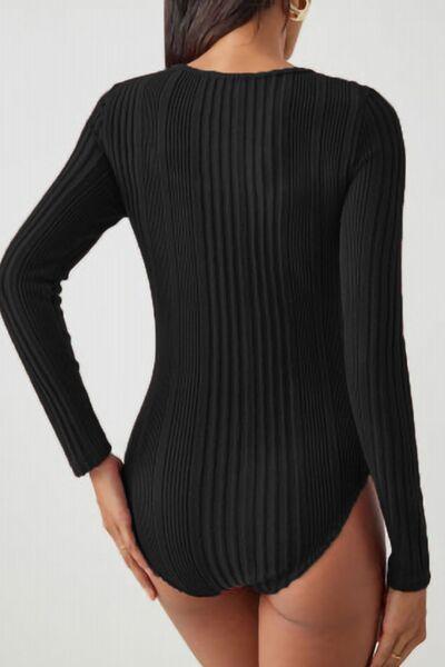 Ribbed Cutout Round Neck Bodysuit