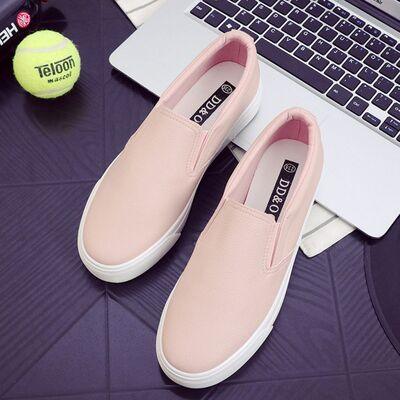 Round Toe Flat Slip-Ons