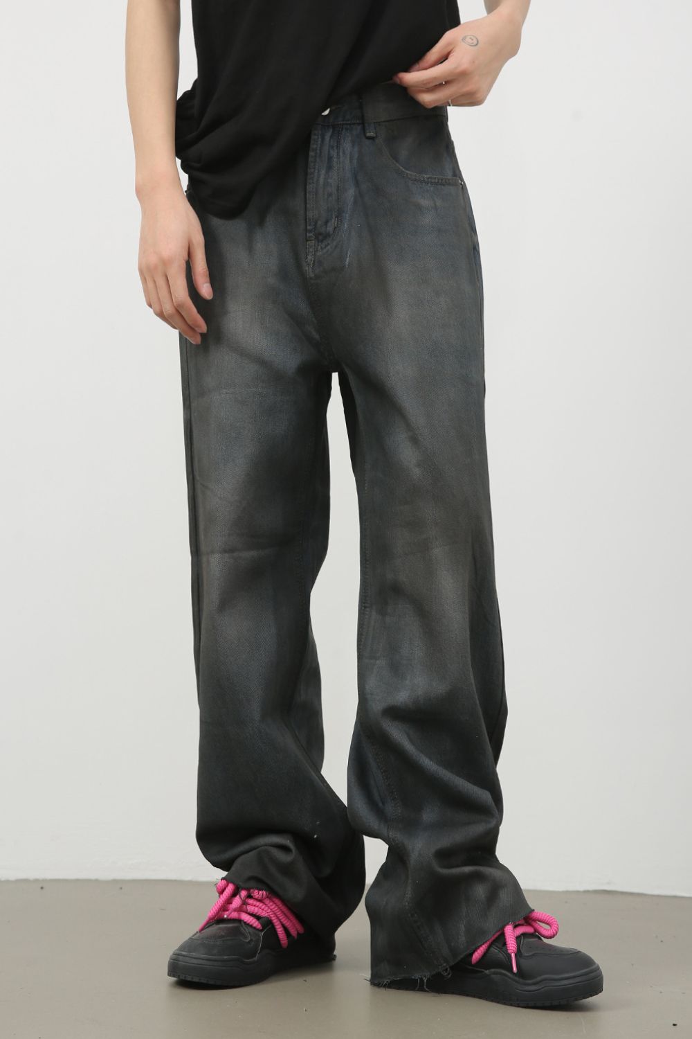 Men's Frayed Hem Jeans with Pockets - Clothes For Her Online Store