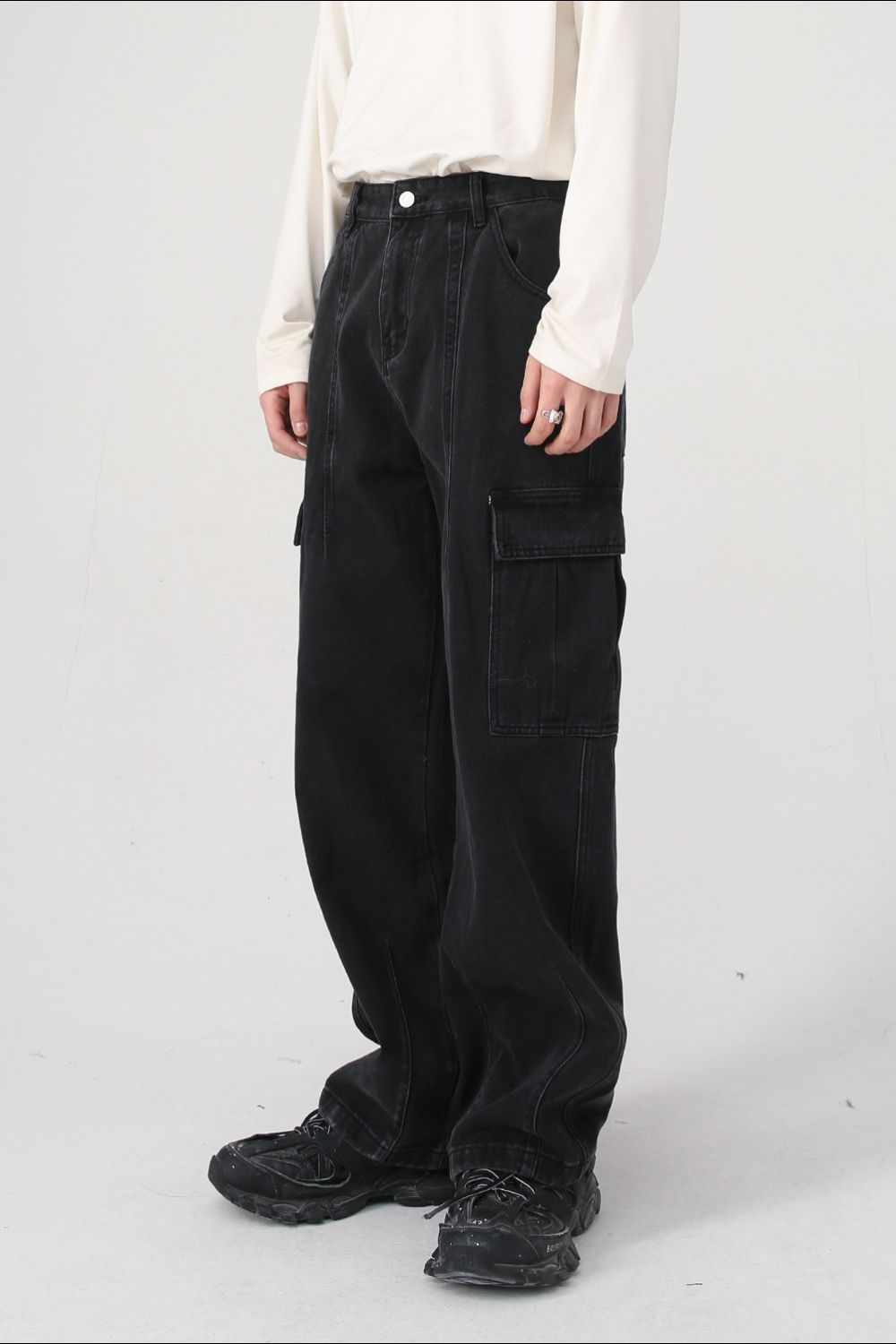 Wide Leg Jeans with Pockets