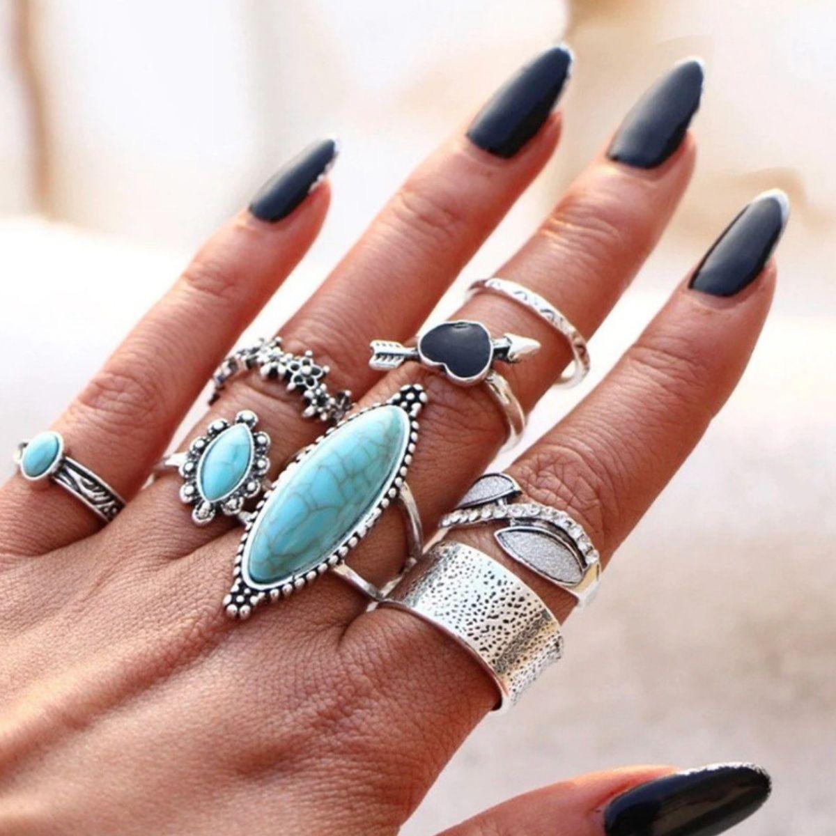 Turquoise Alloy 8-Piece Ring Set - Clothes For Her Online Store
