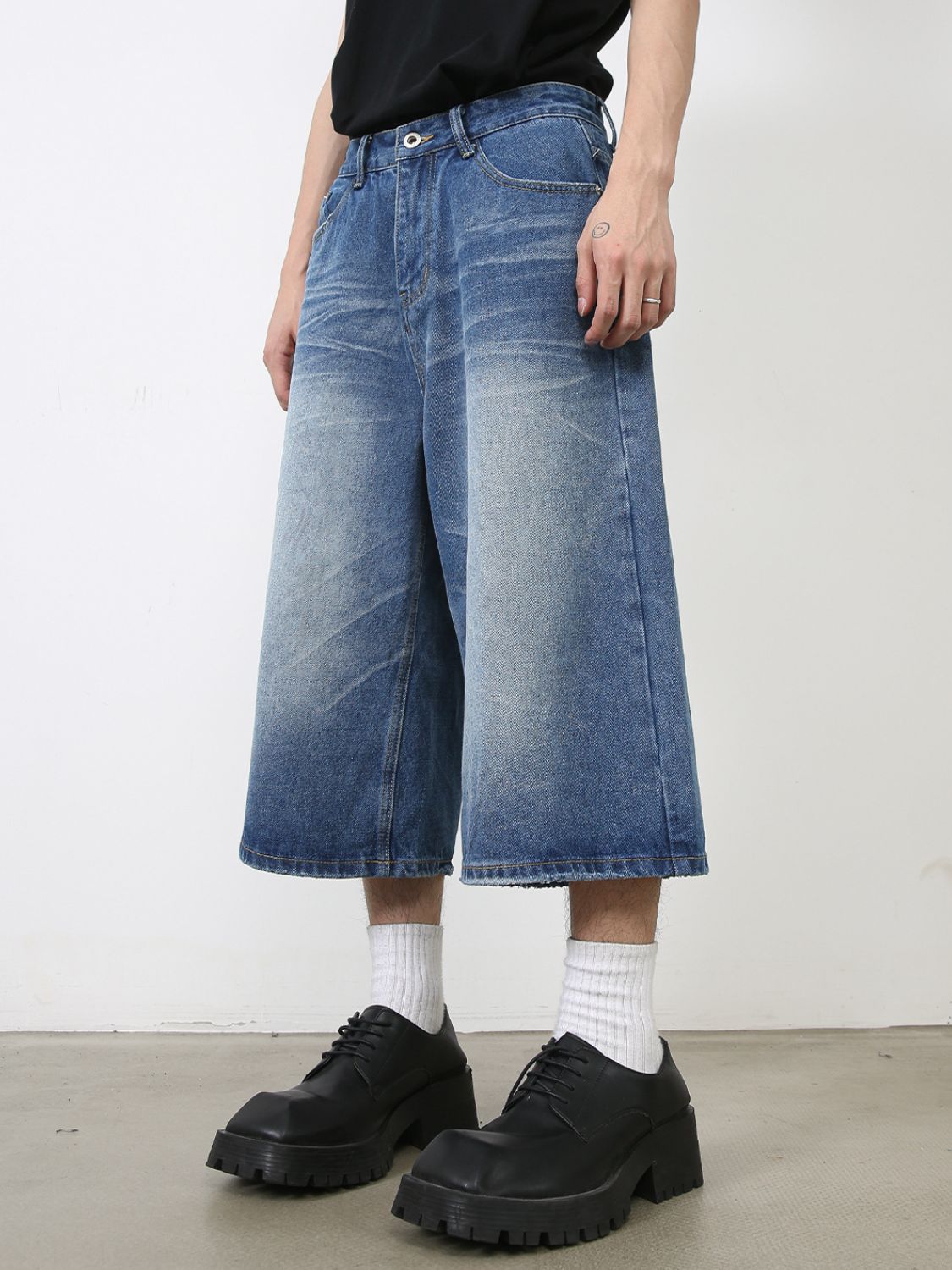 Men's Washed Denim Shorts with Pockets
