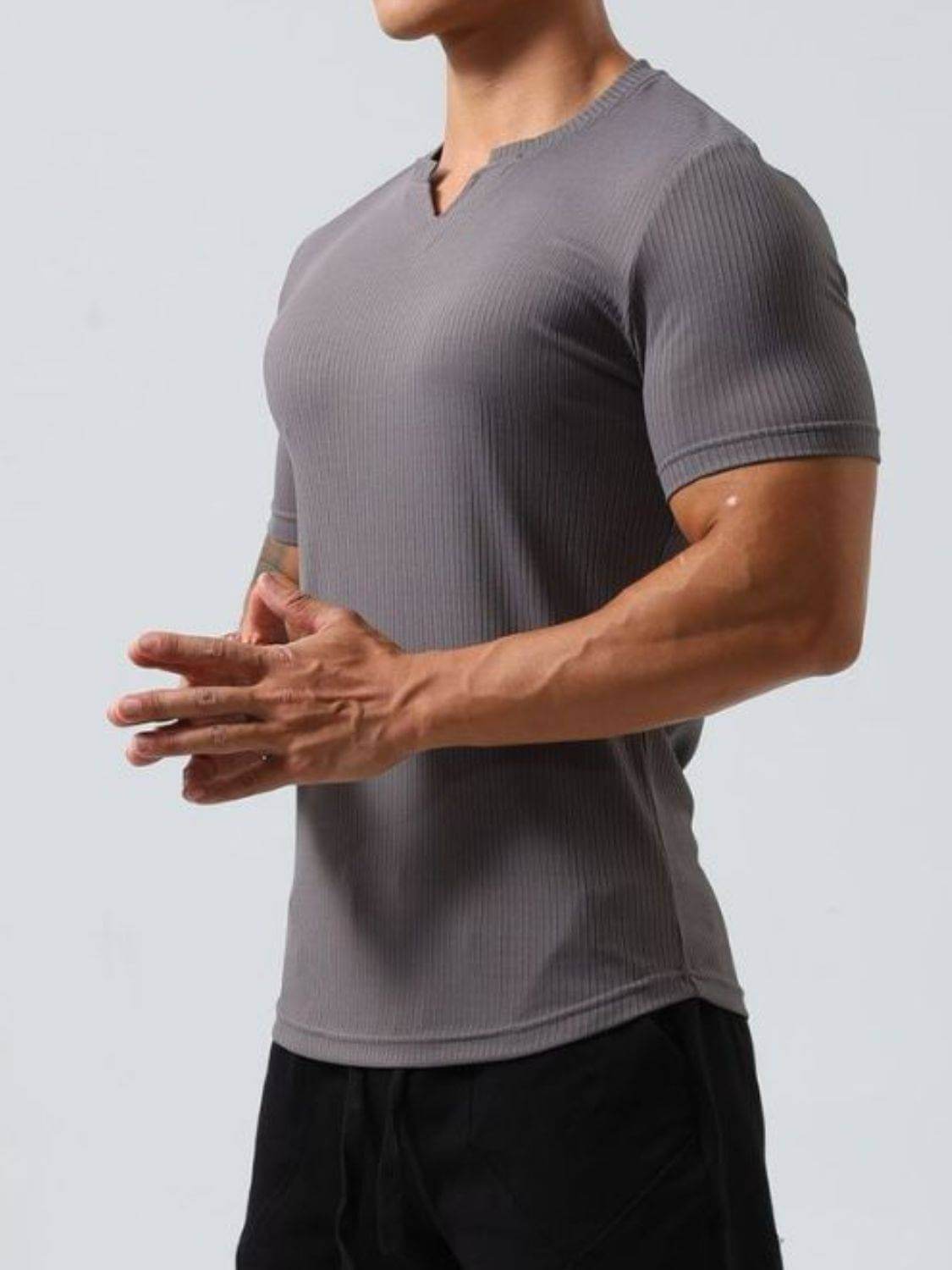 Men's Plus Size Notched Short Sleeve T-Shirt
