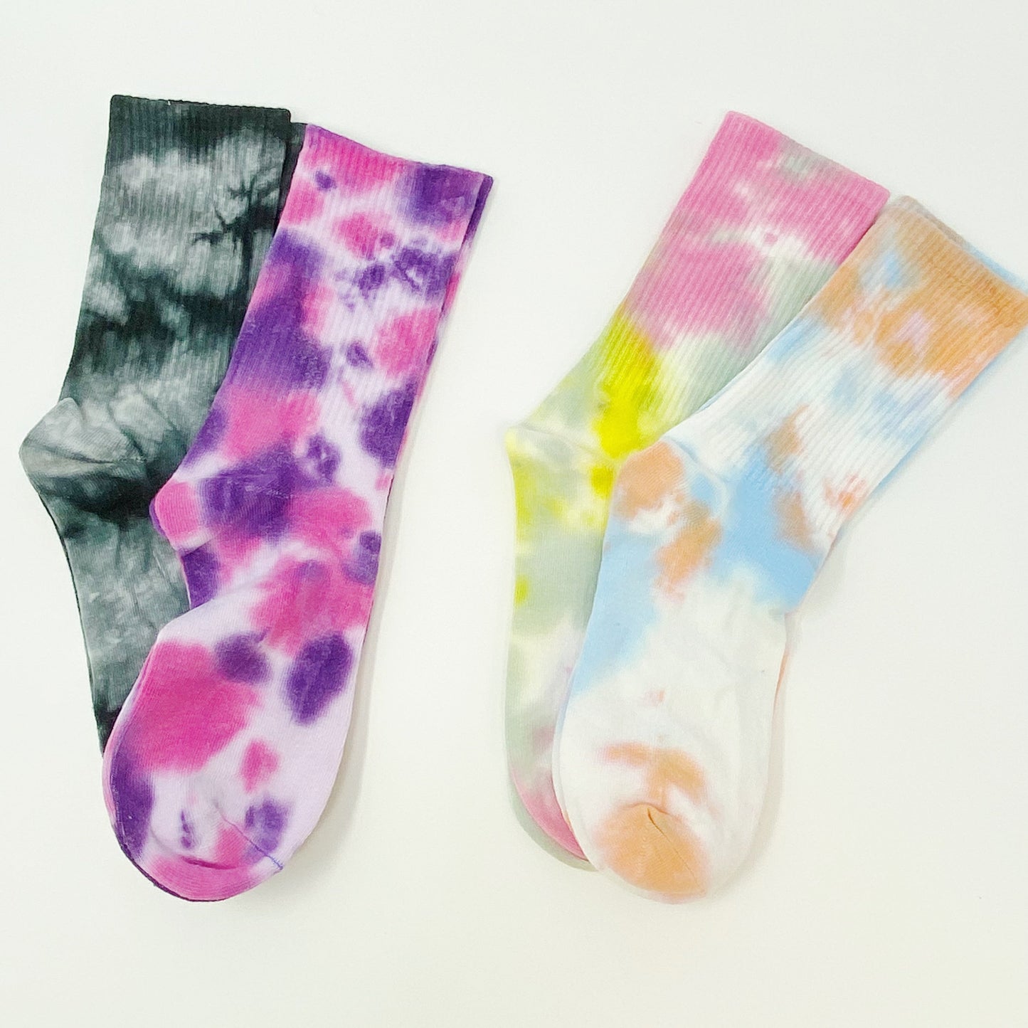 Free Mind Tie Dye Socks Set