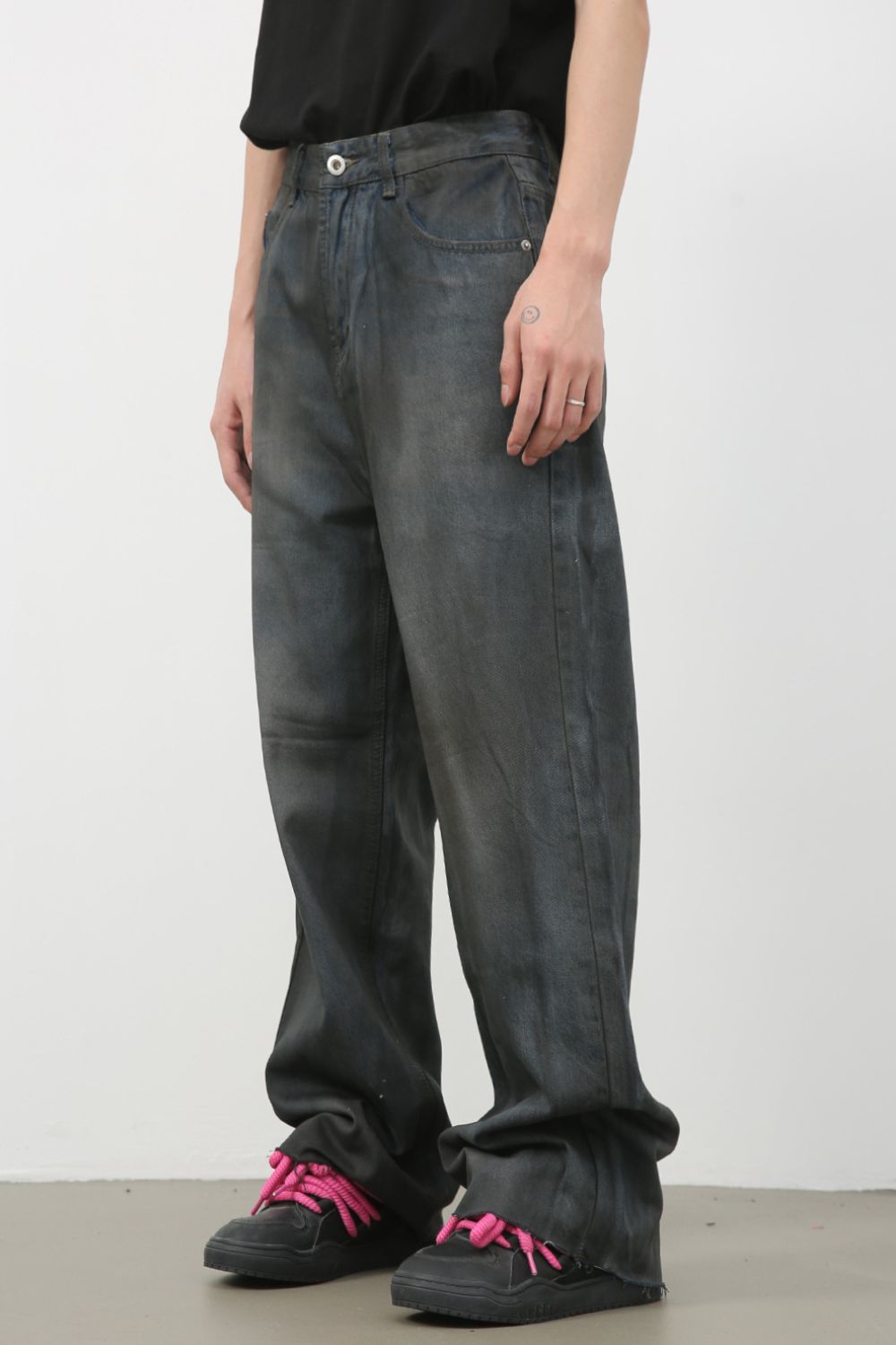 Men's Frayed Hem Jeans with Pockets - Clothes For Her Online Store