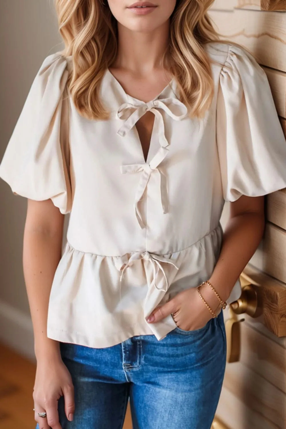 Bow Tie Short Puff Sleeve Ruffle Hem Blouse