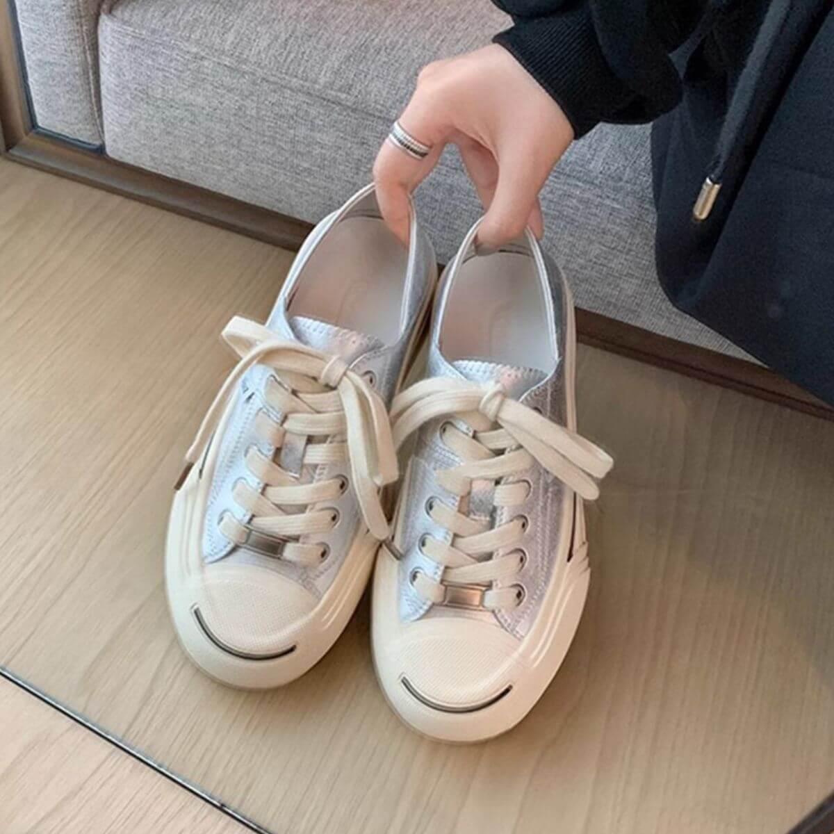 Round Toe Lace Up Platform Canvas Sneakers