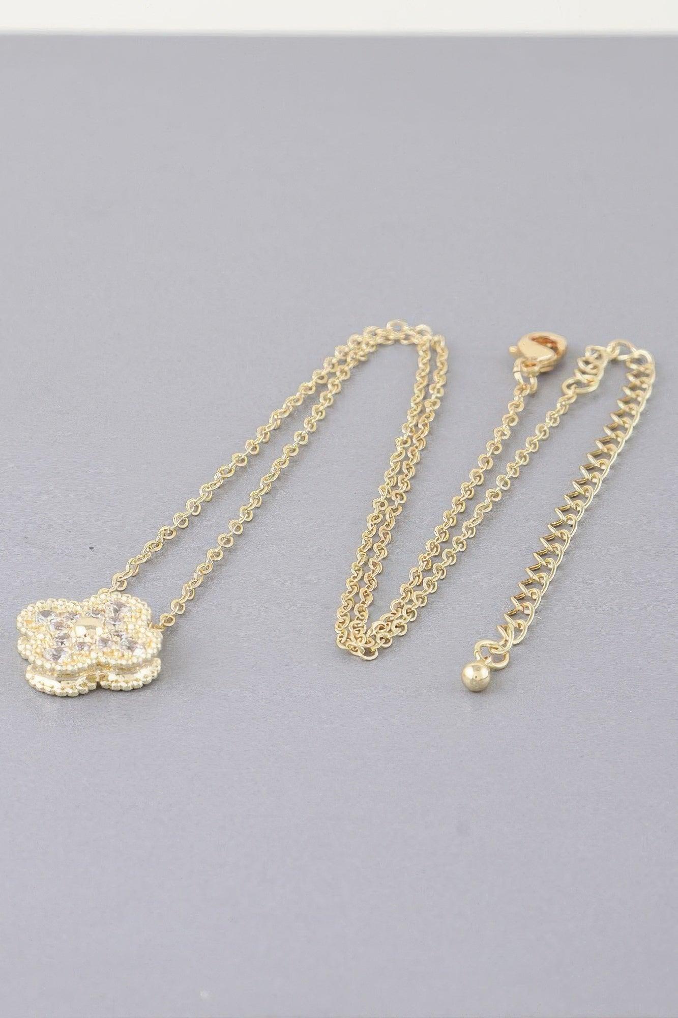 Bejeweled Clover Pendant Necklace - Clothes For Her Online Store
