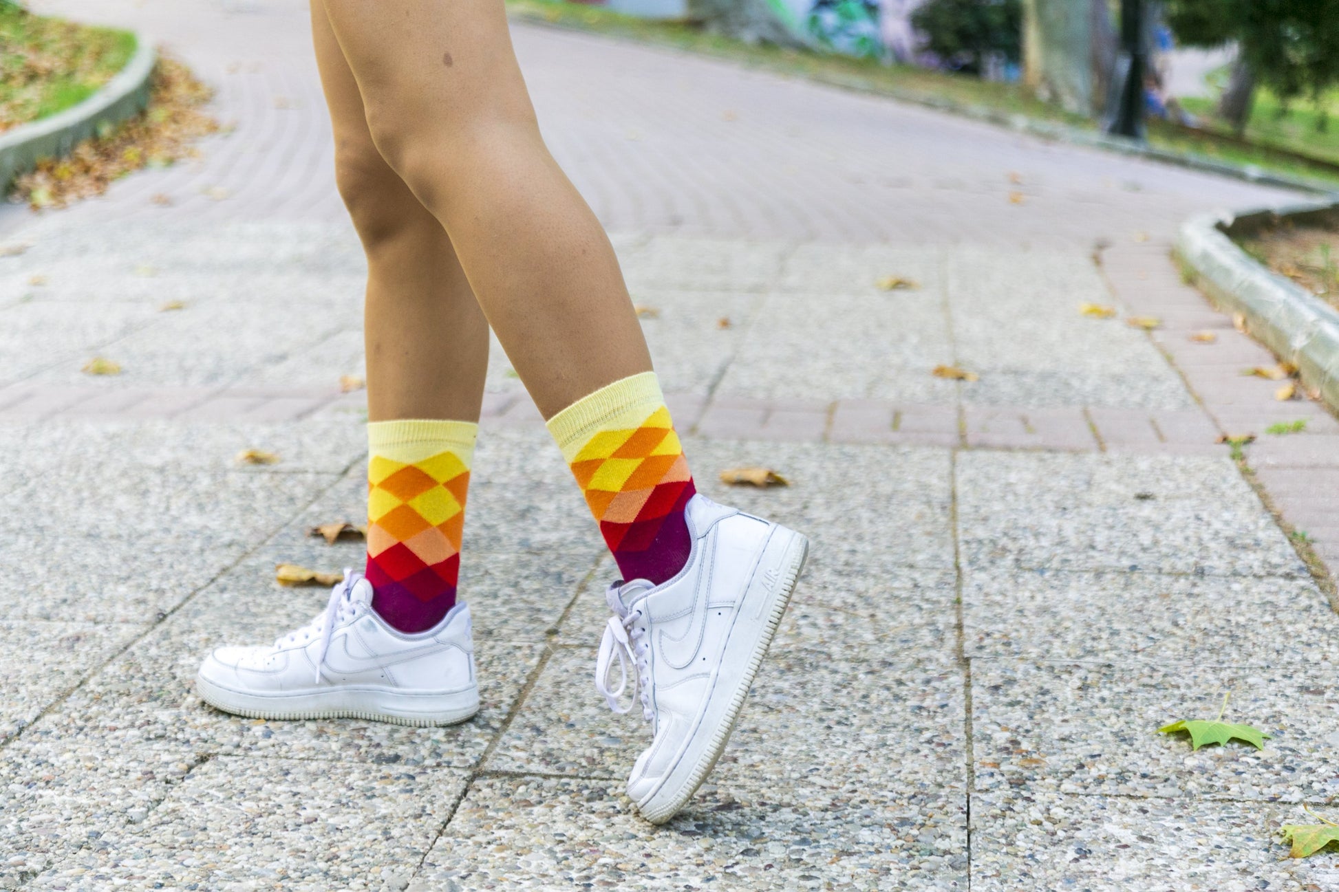 Women's Flame Diamond Socks