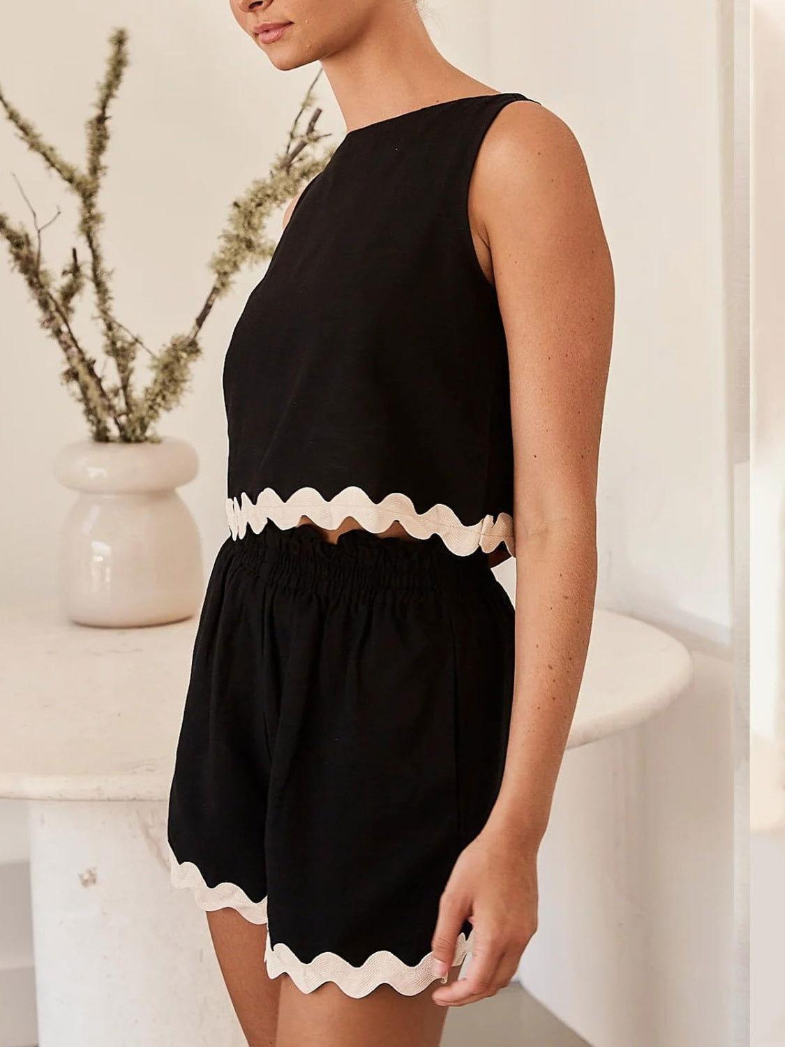 Contrast Trim Round Neck Top and Shorts Set - Clothes For Her Online Store