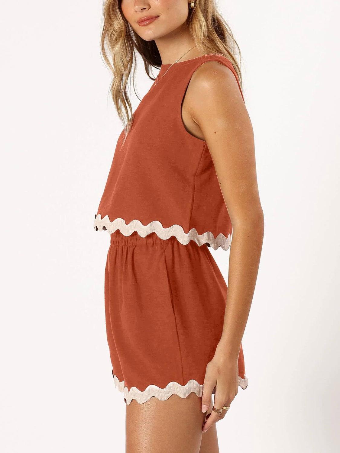 Contrast Trim Round Neck Top and Shorts Set - Clothes For Her Online Store