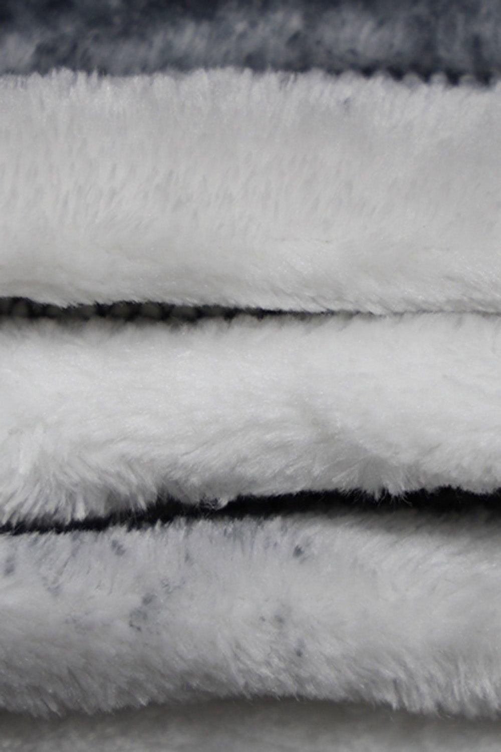 Cuddley Fleece Decorative Throw Blanket - Clothes For Her Online Store