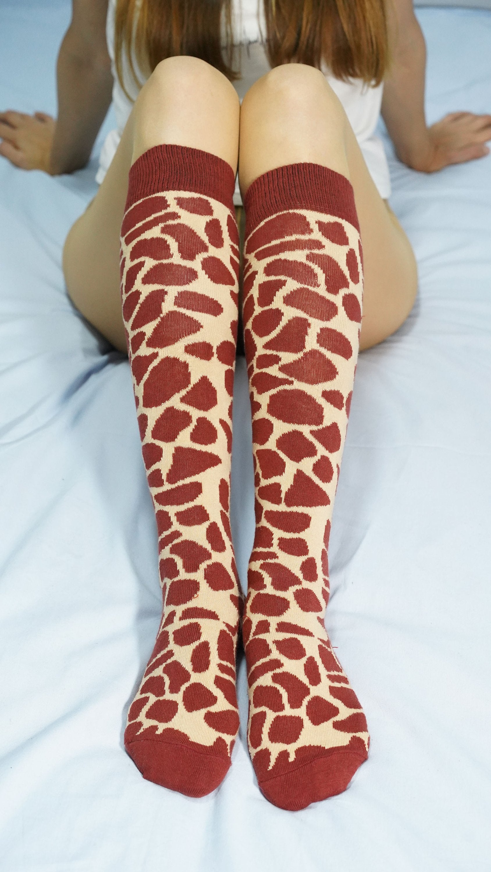 Women's Giraffe Knee High Socks