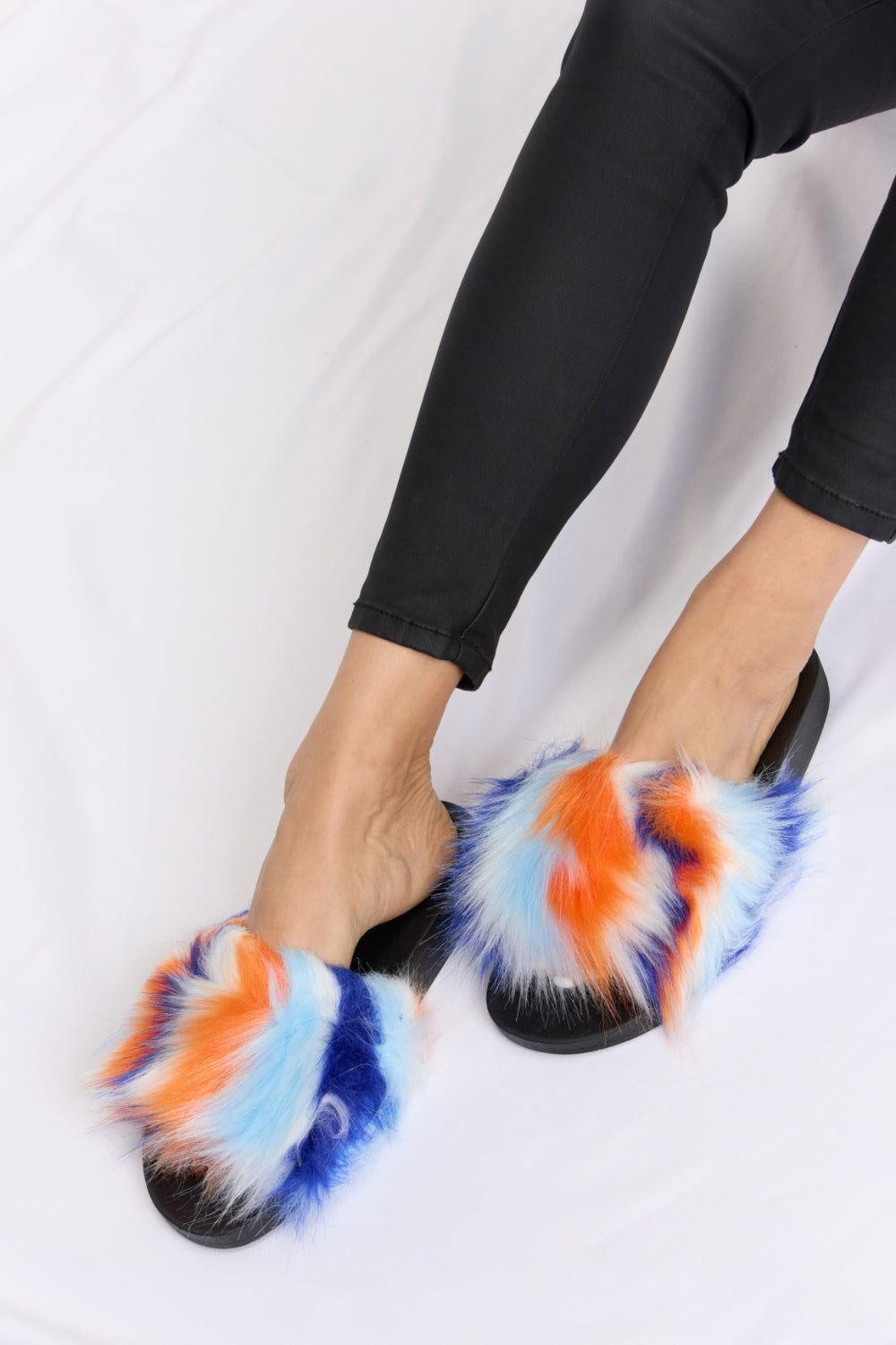 Forever Link Plush Open-Toe Sandals - Clothes For Her Online Store
