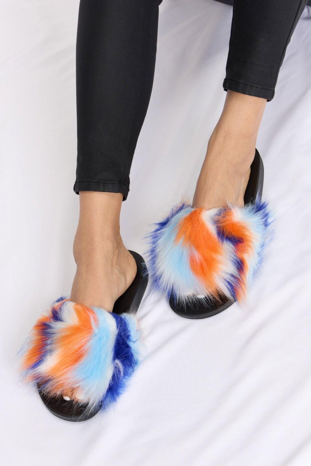 Forever Link Plush Open-Toe Sandals - Clothes For Her Online Store