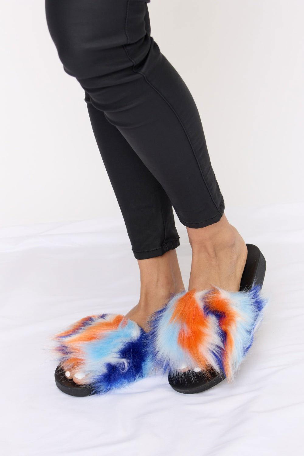 Forever Link Plush Open-Toe Sandals - Clothes For Her Online Store