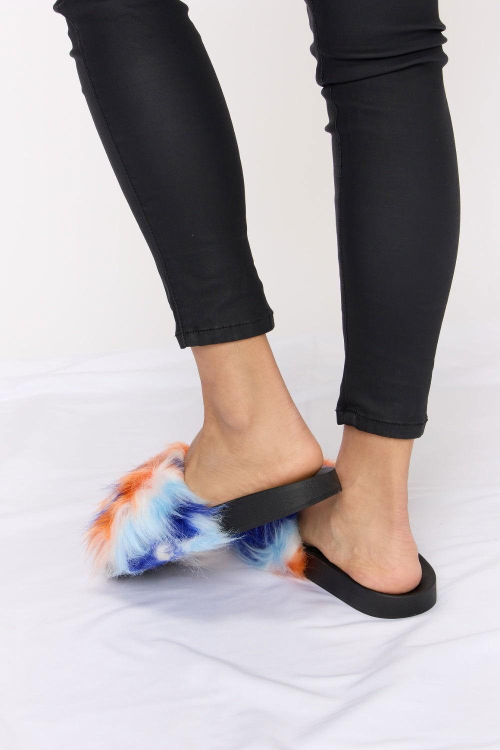 Forever Link Plush Open-Toe Sandals - Clothes For Her Online Store