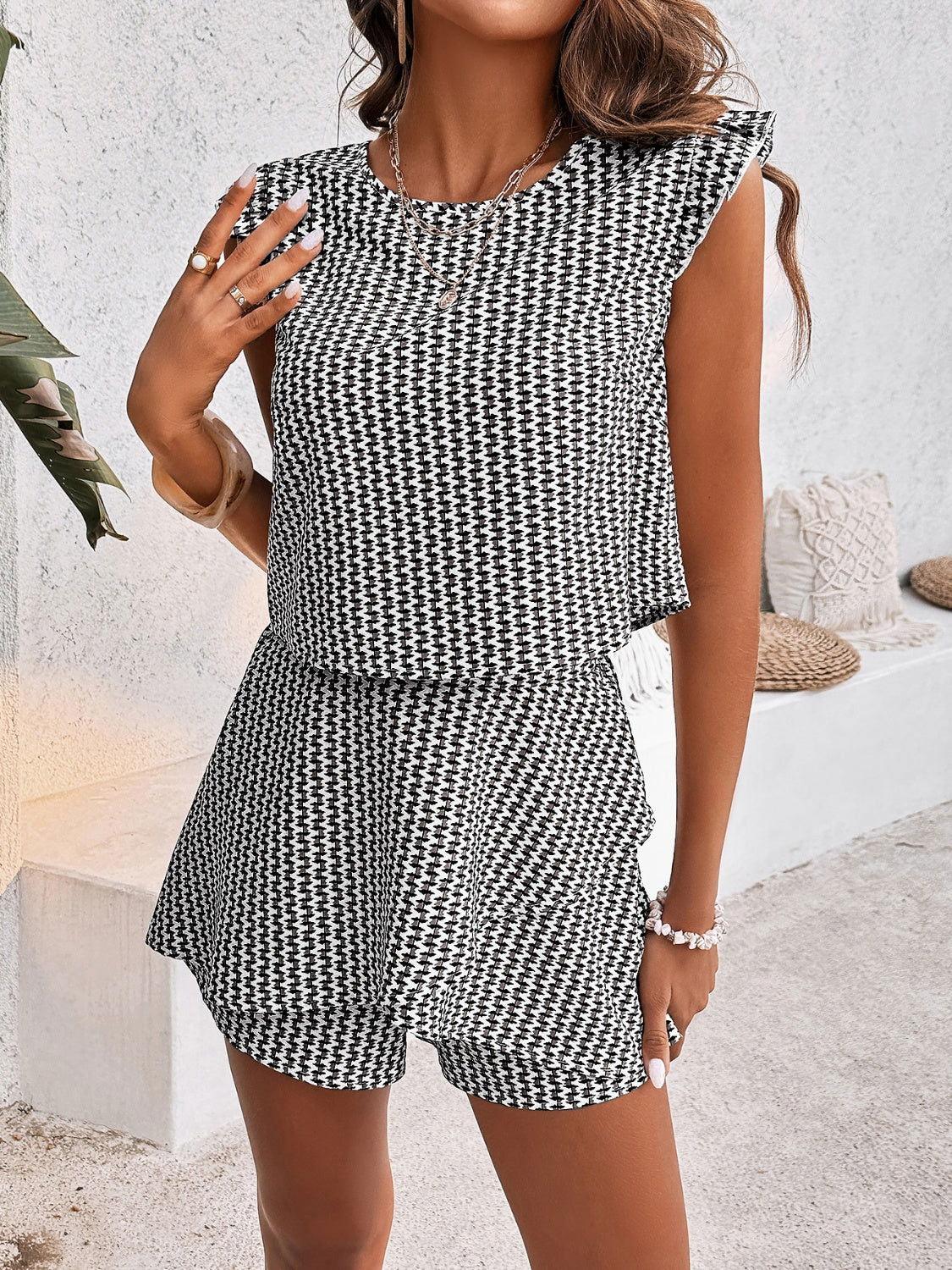 Honey Printed Round Neck Top and Layered Shorts Set - Clothes For Her Online Store