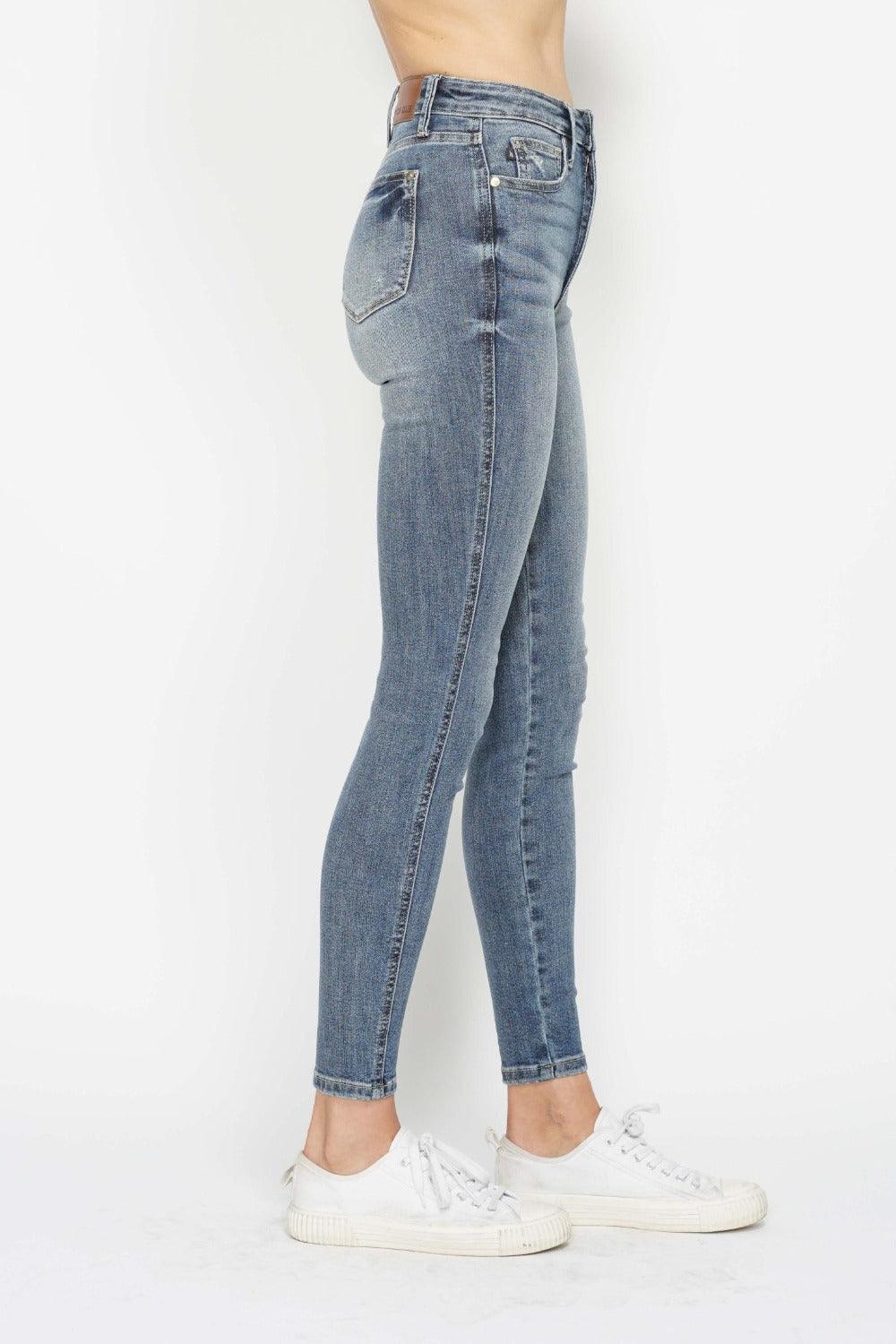 Judy Blue Full Size Tummy Control Contrast Wash Skinny Jeans - Clothes For Her Online Store