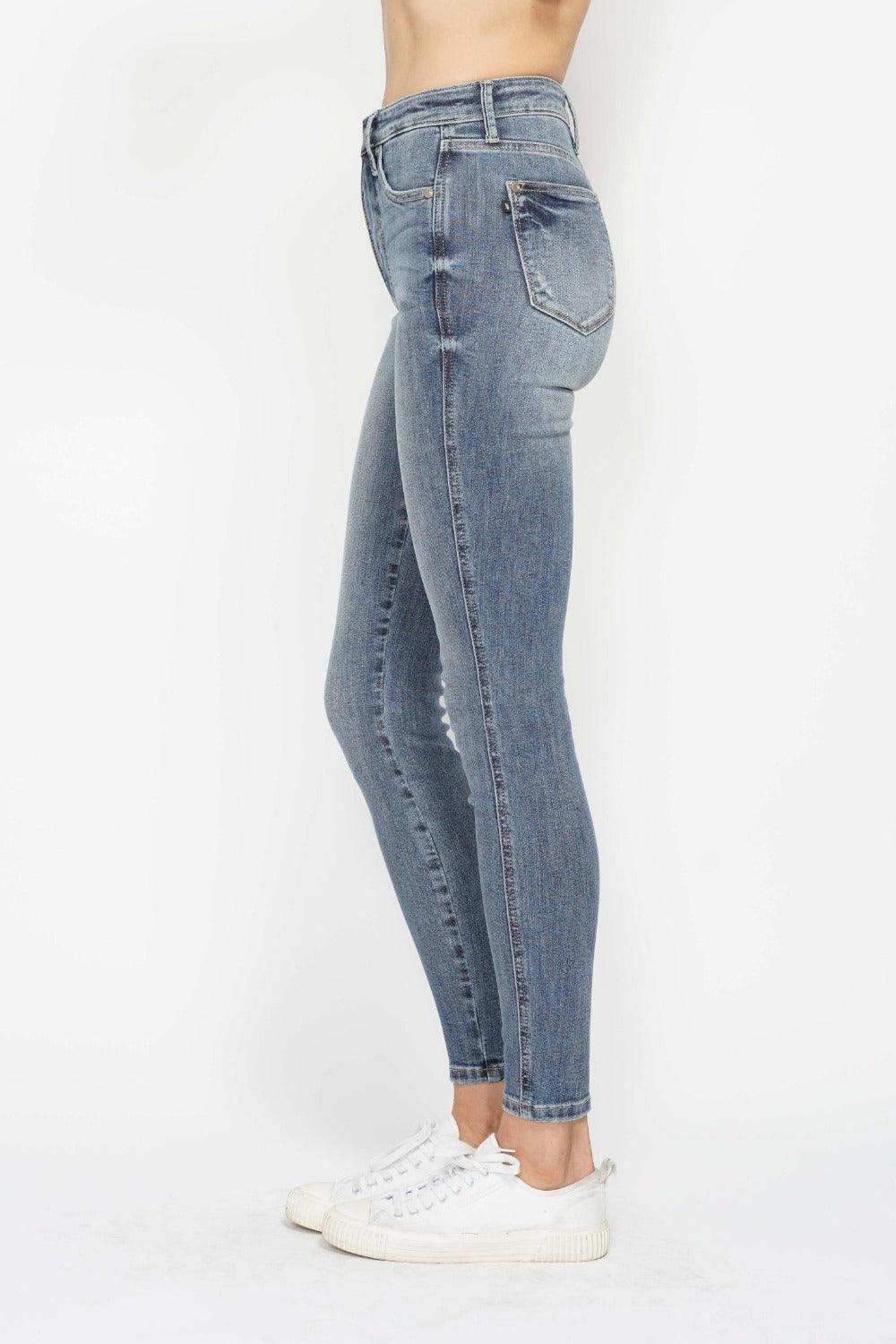 Judy Blue Full Size Tummy Control Contrast Wash Skinny Jeans - Clothes For Her Online Store