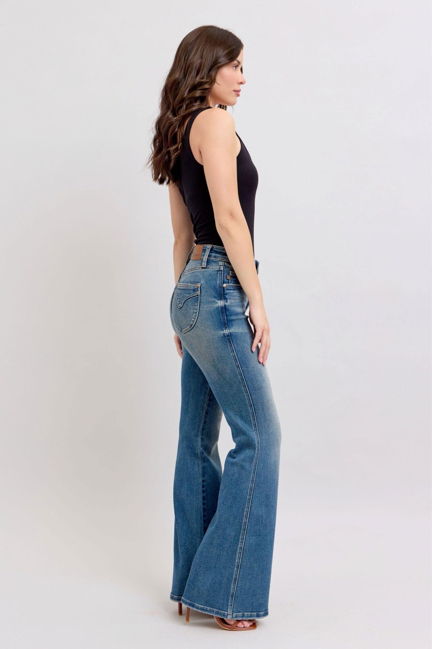 Judy Blue MR Tummy Control Vintage Wash Jeans - Clothes For Her Online Store