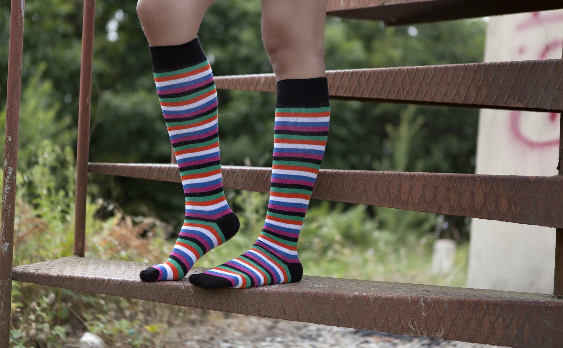 Women's Blackish Stripe Knee High Socks