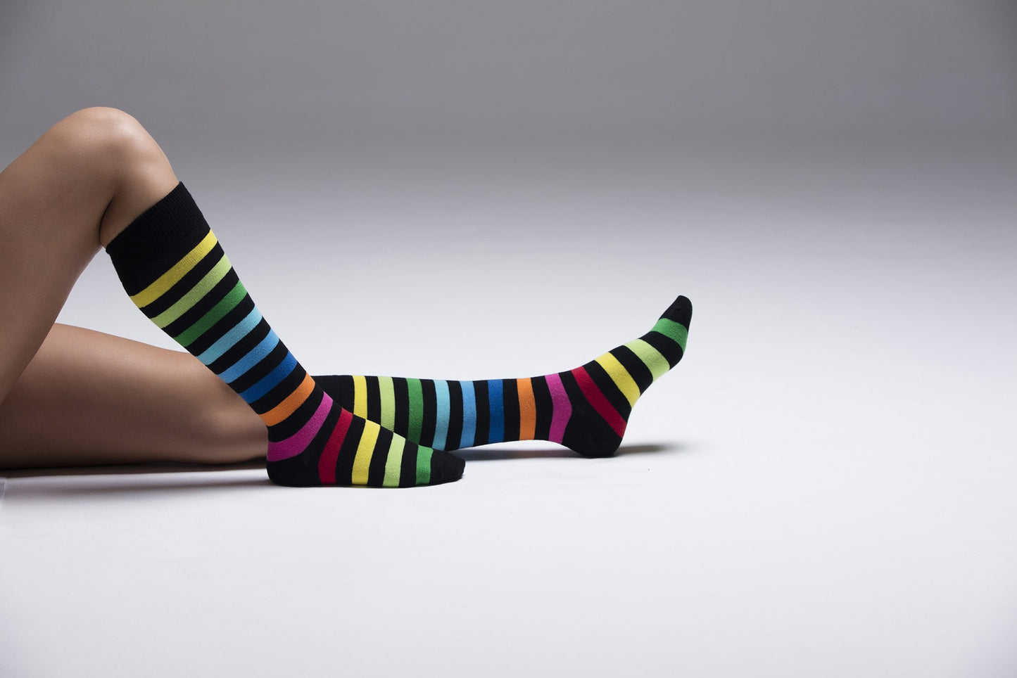 Women's Rainbow Multistripe Knee High Socks