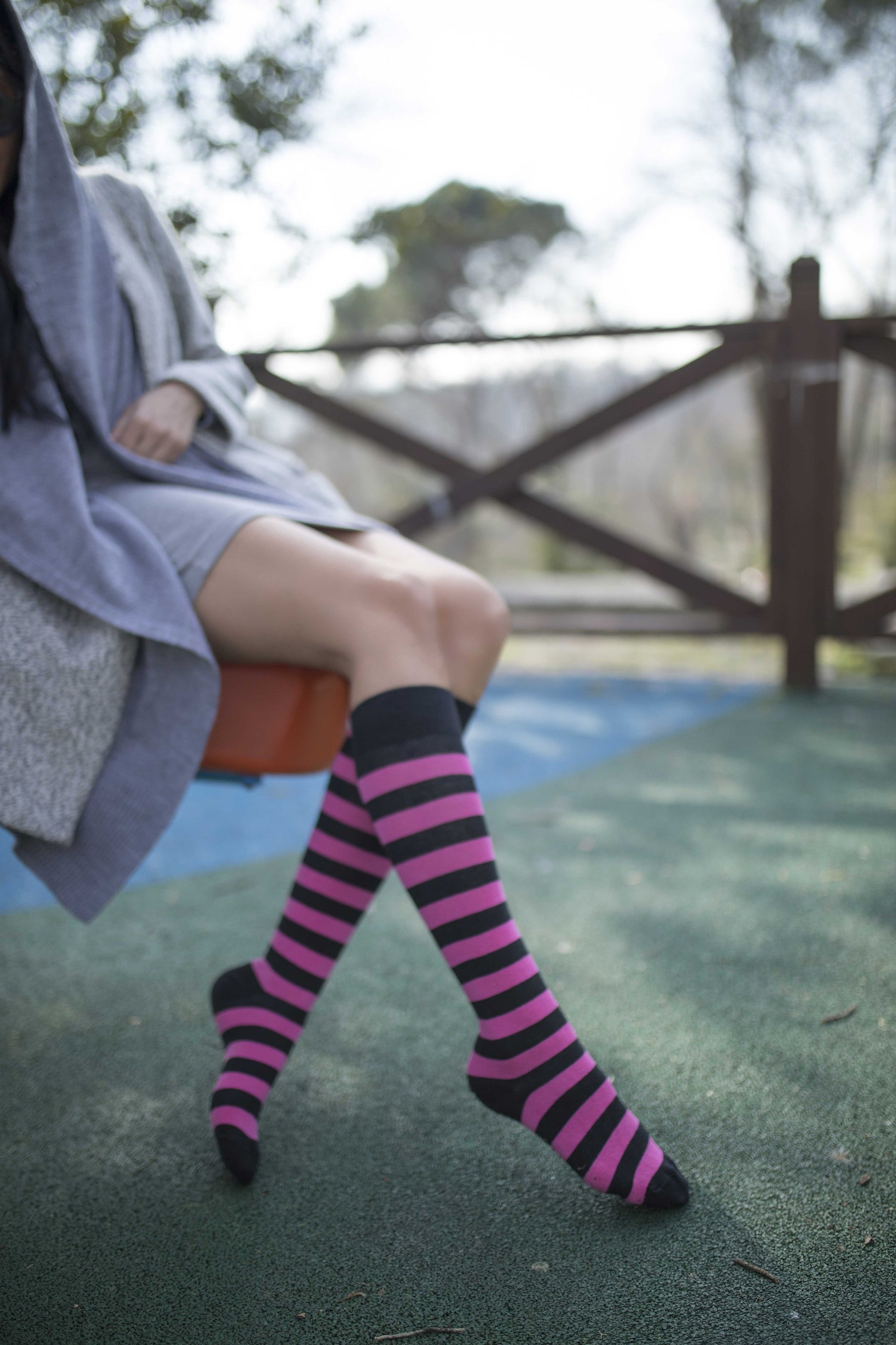 Women's Flamingo Stripe Knee High Socks