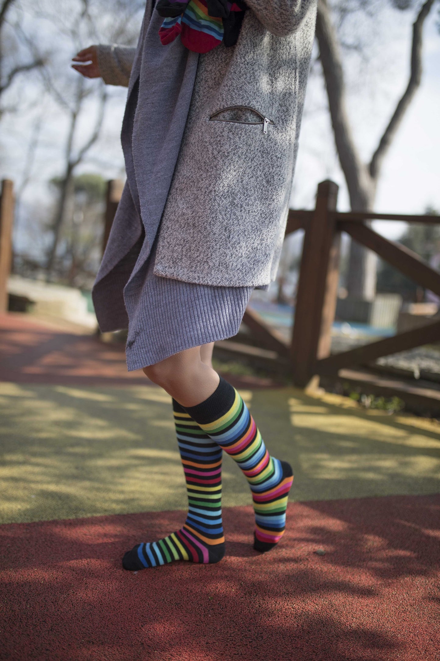 Women's Multicolor Stripe Knee High Socks