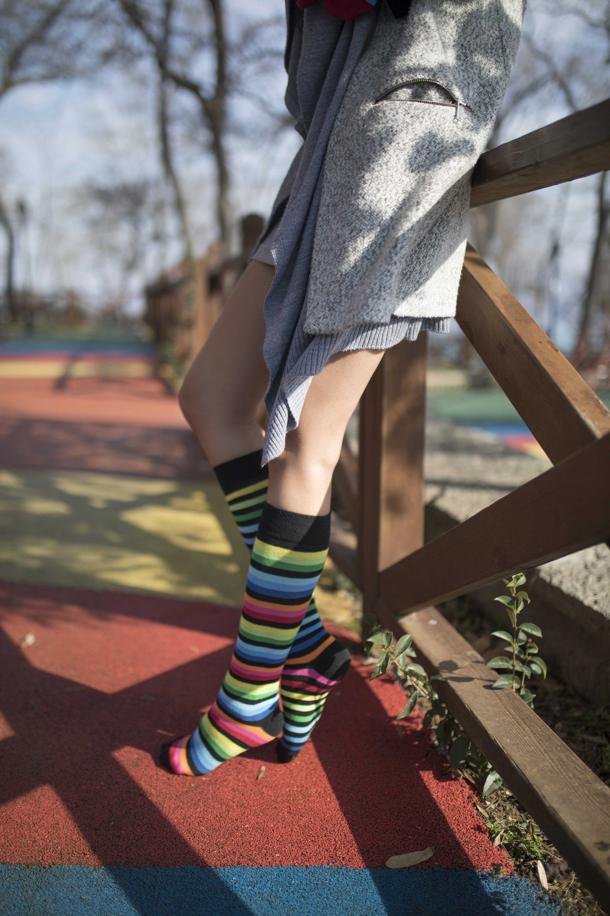 Women's Multicolor Stripe Knee High Socks