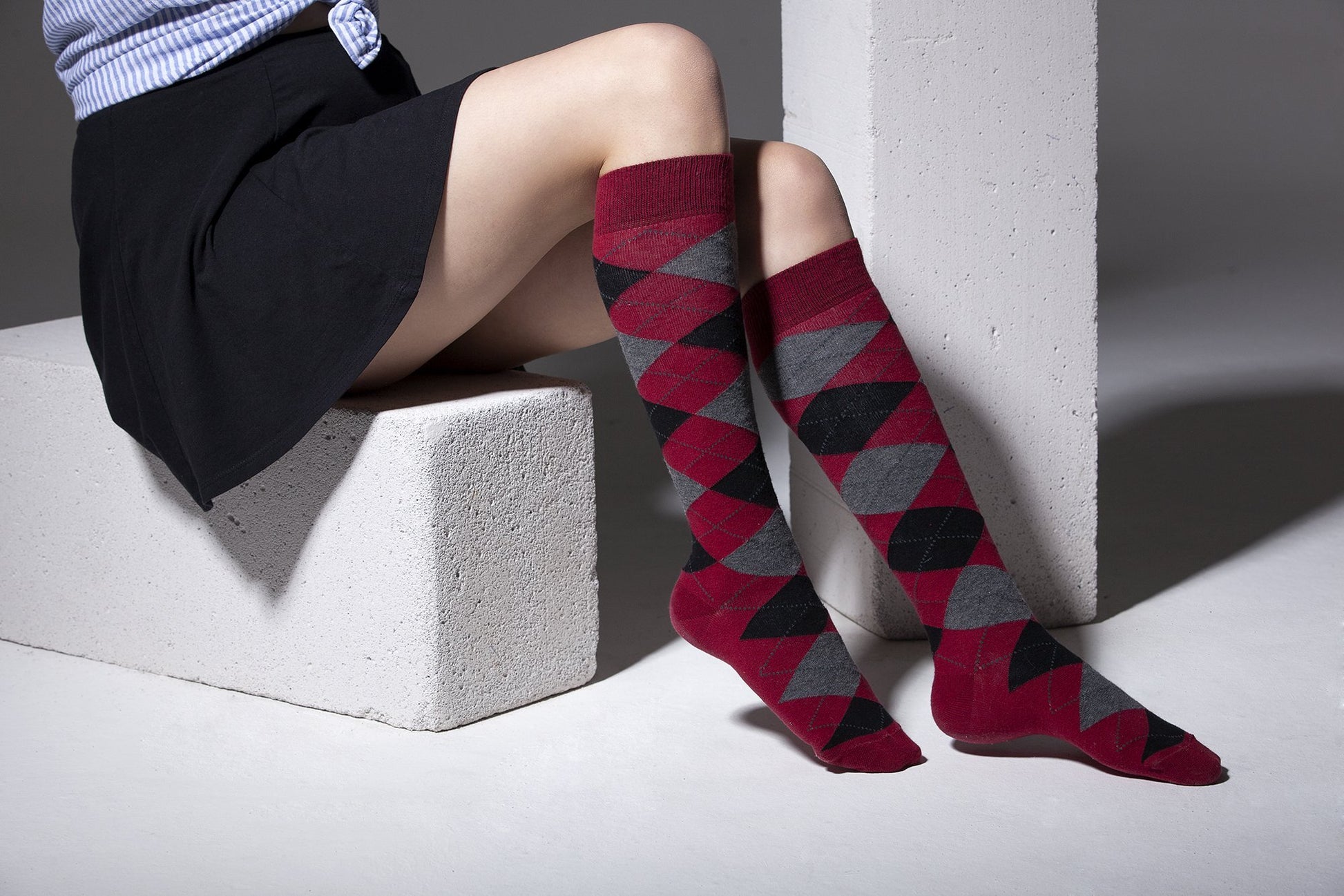 Women's High-Class Argyle Knee High Socks Set