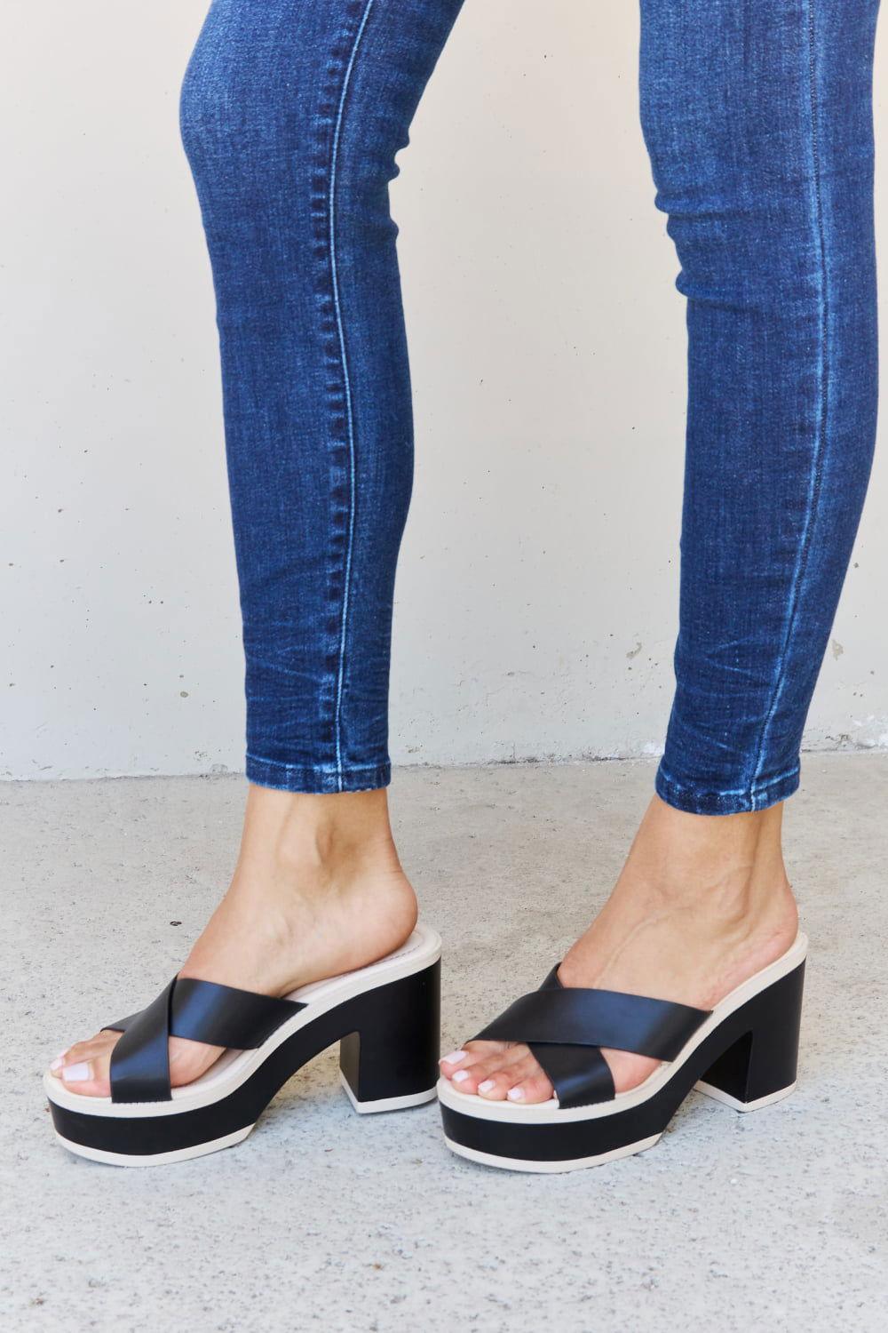 Weeboo Cherish The Moments Contrast Platform Sandals in Black - Clothes For Her Online Store