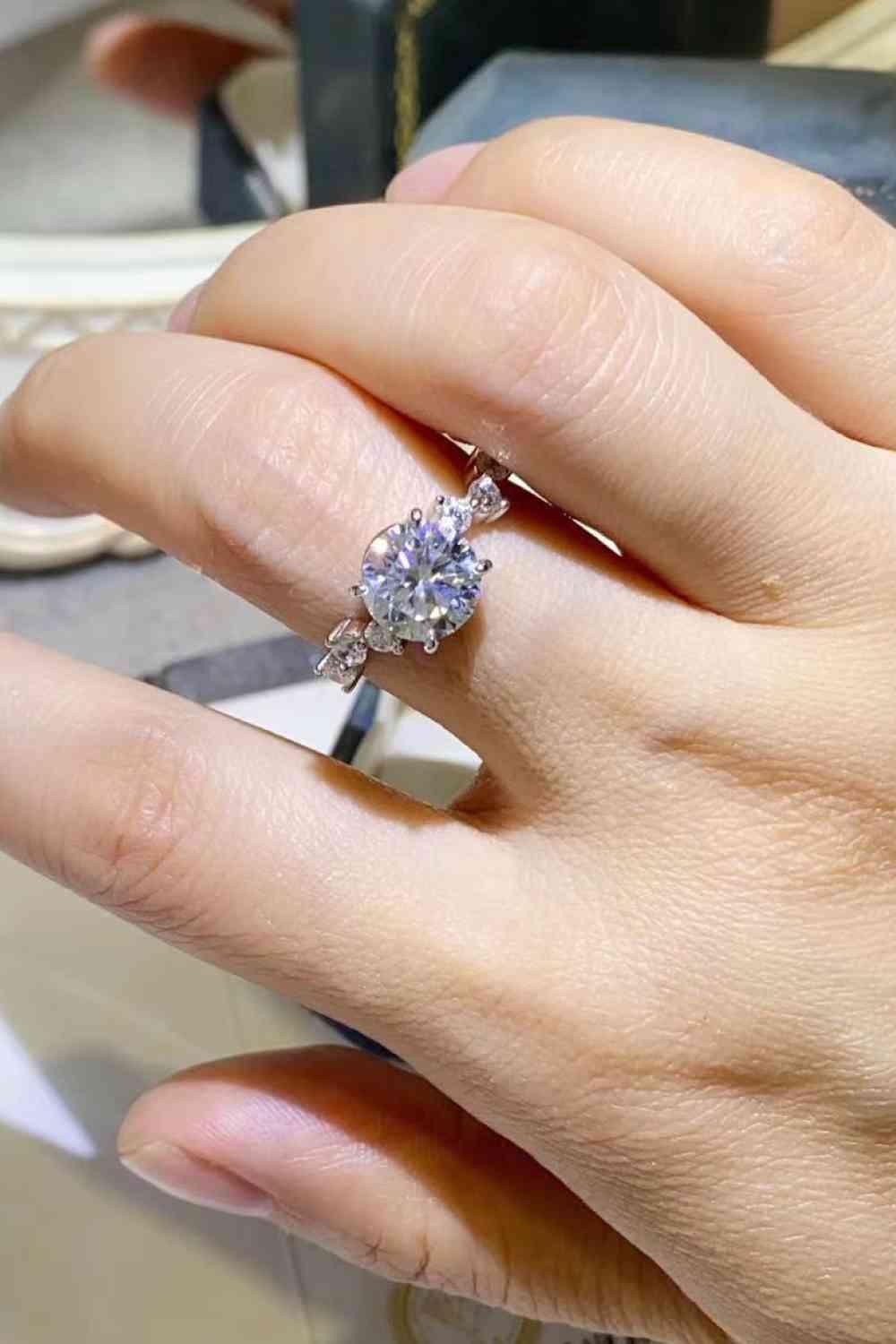 2 Carat Moissanite 925 Sterling Silver Ring - Clothes For Her Online Store