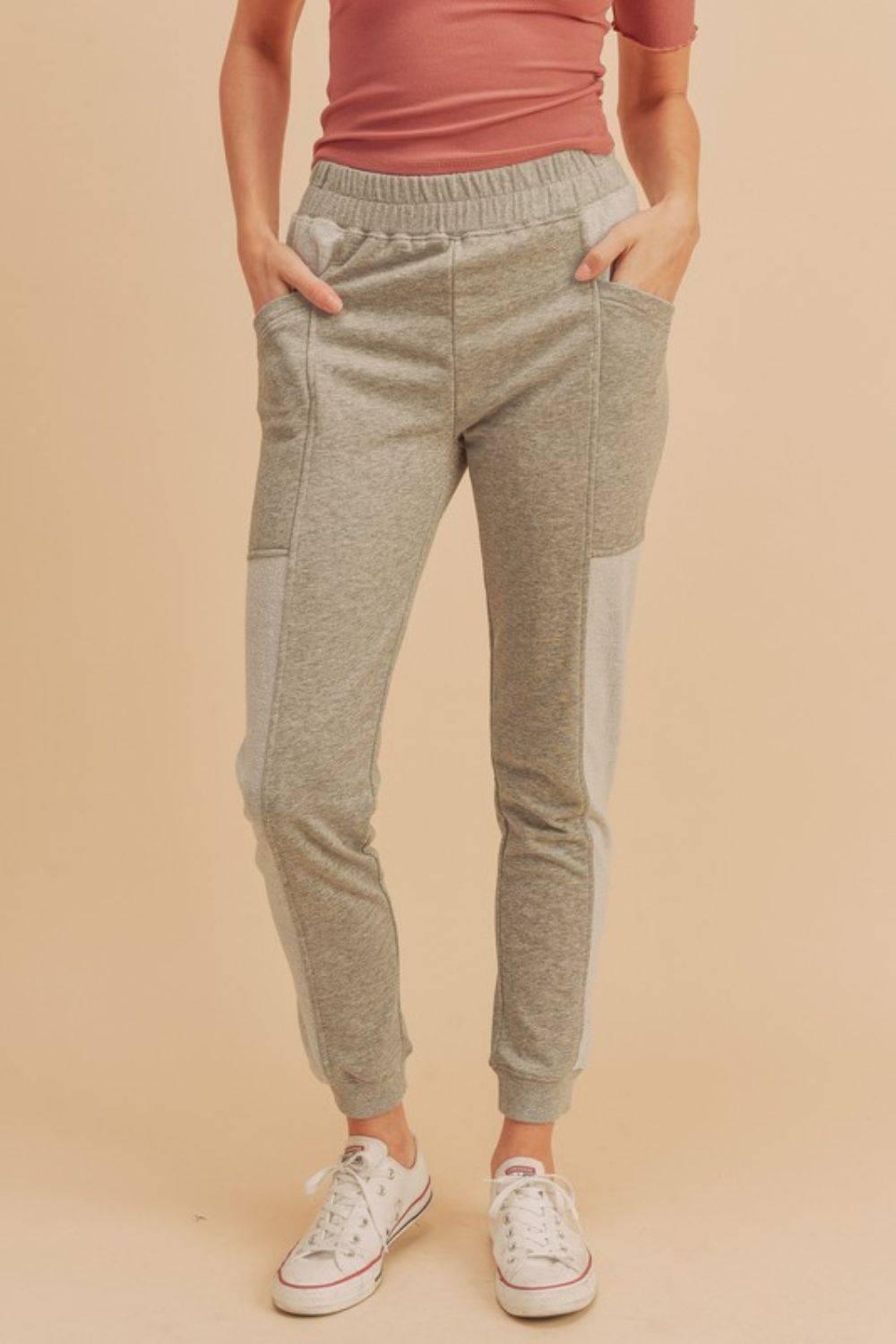 Aemi + Co Elastic Waist Joggers with Pockets