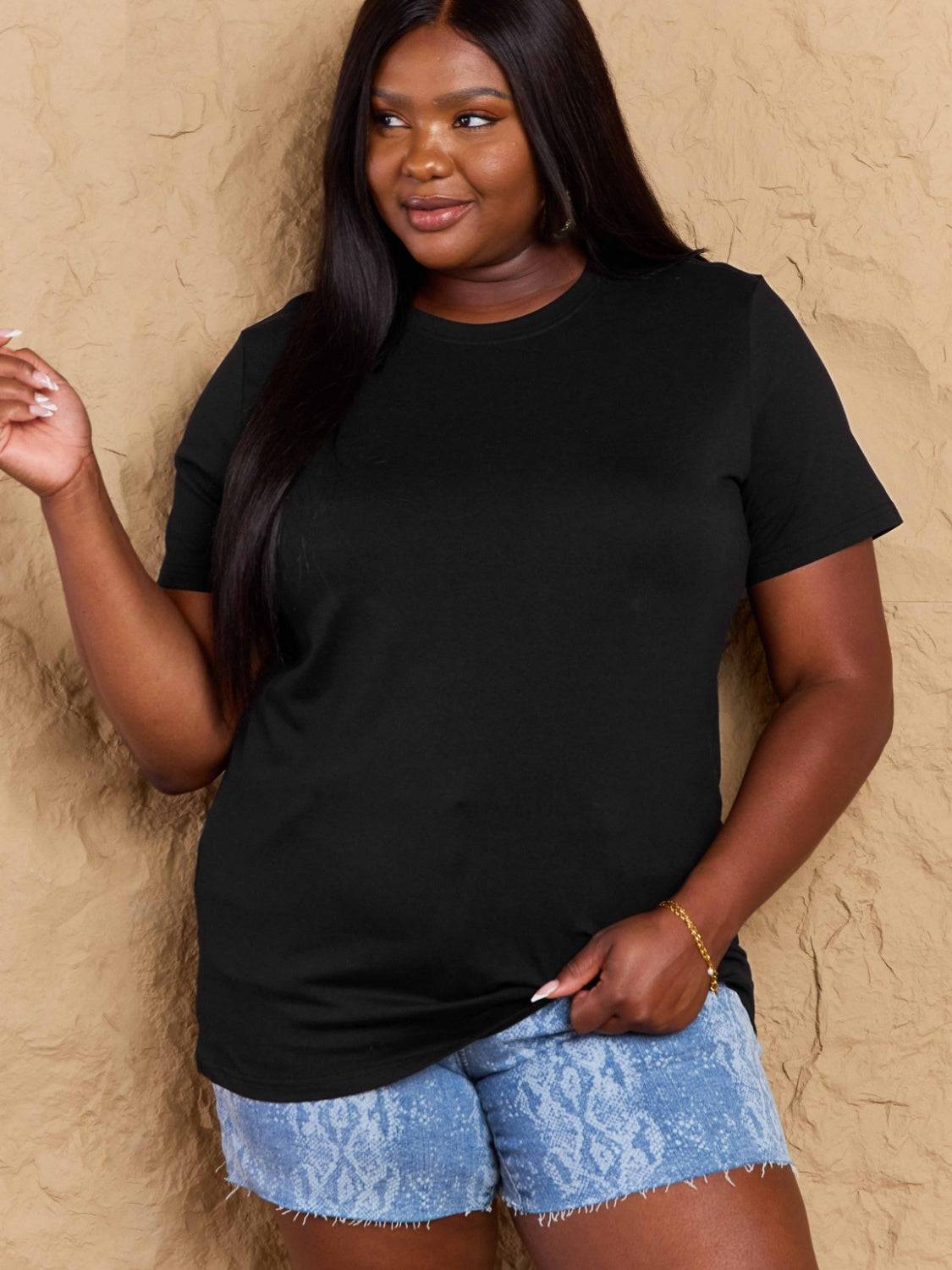 Full Size Round Neck Short Sleeve T-Shirt - Clothes For Her Online Store