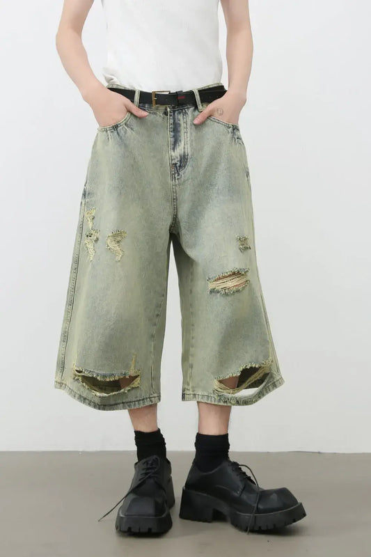 Men's Distressed Loose Denim Shorts