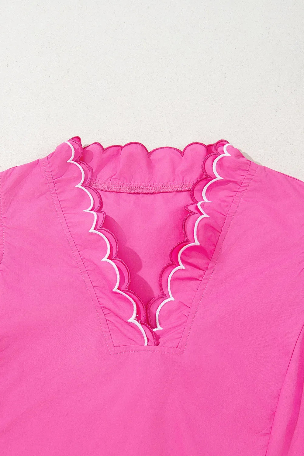 Contrast Scallop Trim Layered Short Sleeve V Neck Blouse
