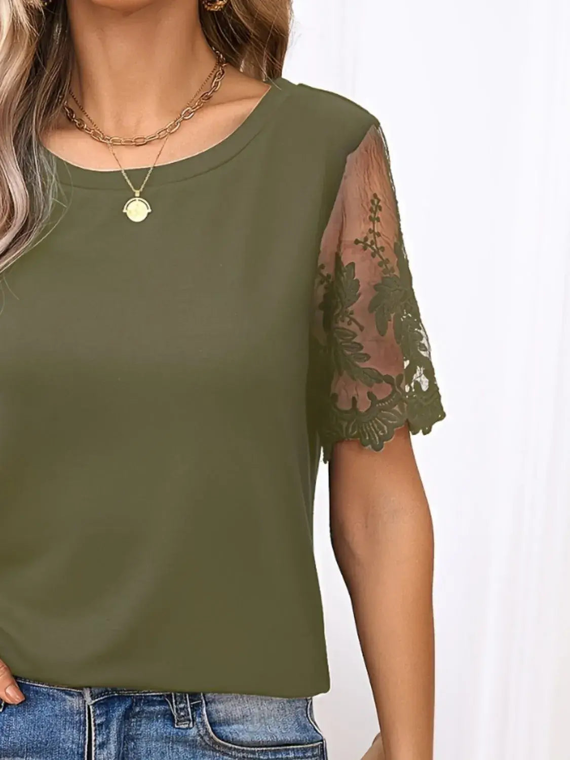 Lace Detail Round Neck Short Sleeve T-Shirt