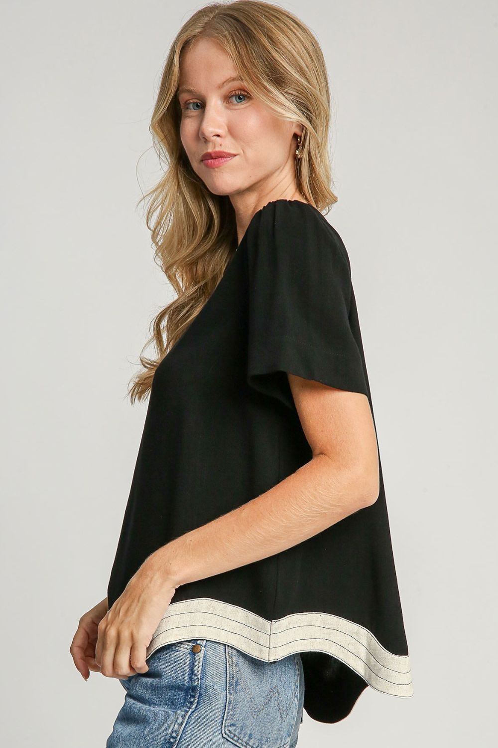 Umgee Full Size Linen Blend Scalloped Hem Top Plus Size - Clothes For Her Online Store