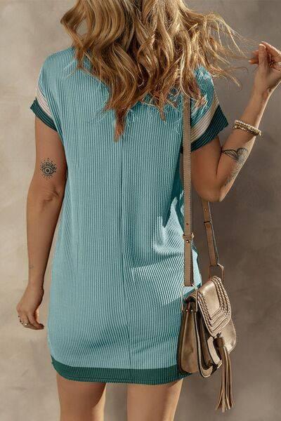 Texture Round Neck Short Sleeve Mini Dress